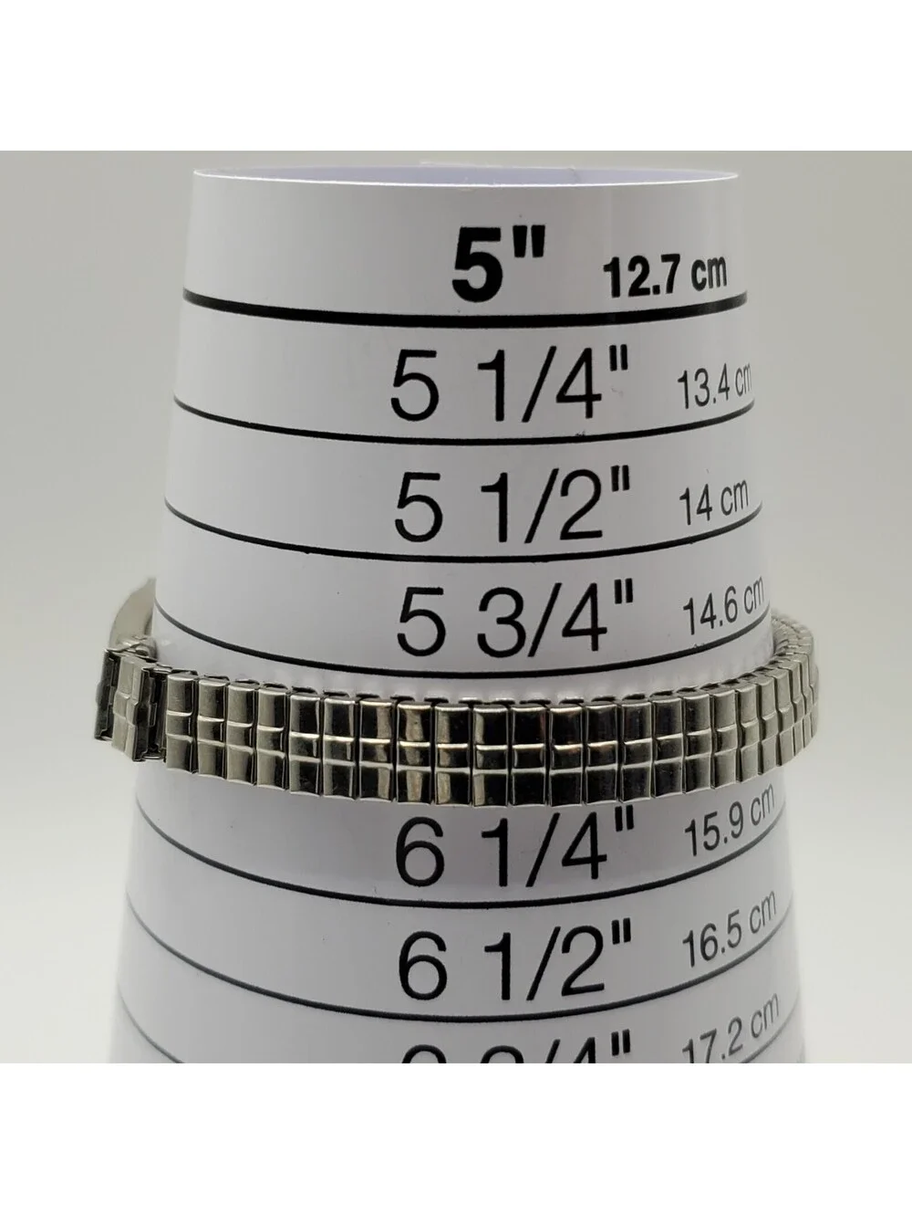 Vanity Fair Watch Women Ov White Dial Silver Expandable Band New Battery